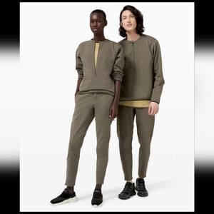 Lululemon Refract Jogger 29" lab Hazy Gold / Black Small Unisex Green Olive